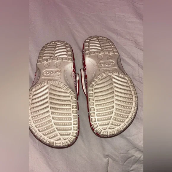 Red & White Sweater Crocs - Picture 5 of 5